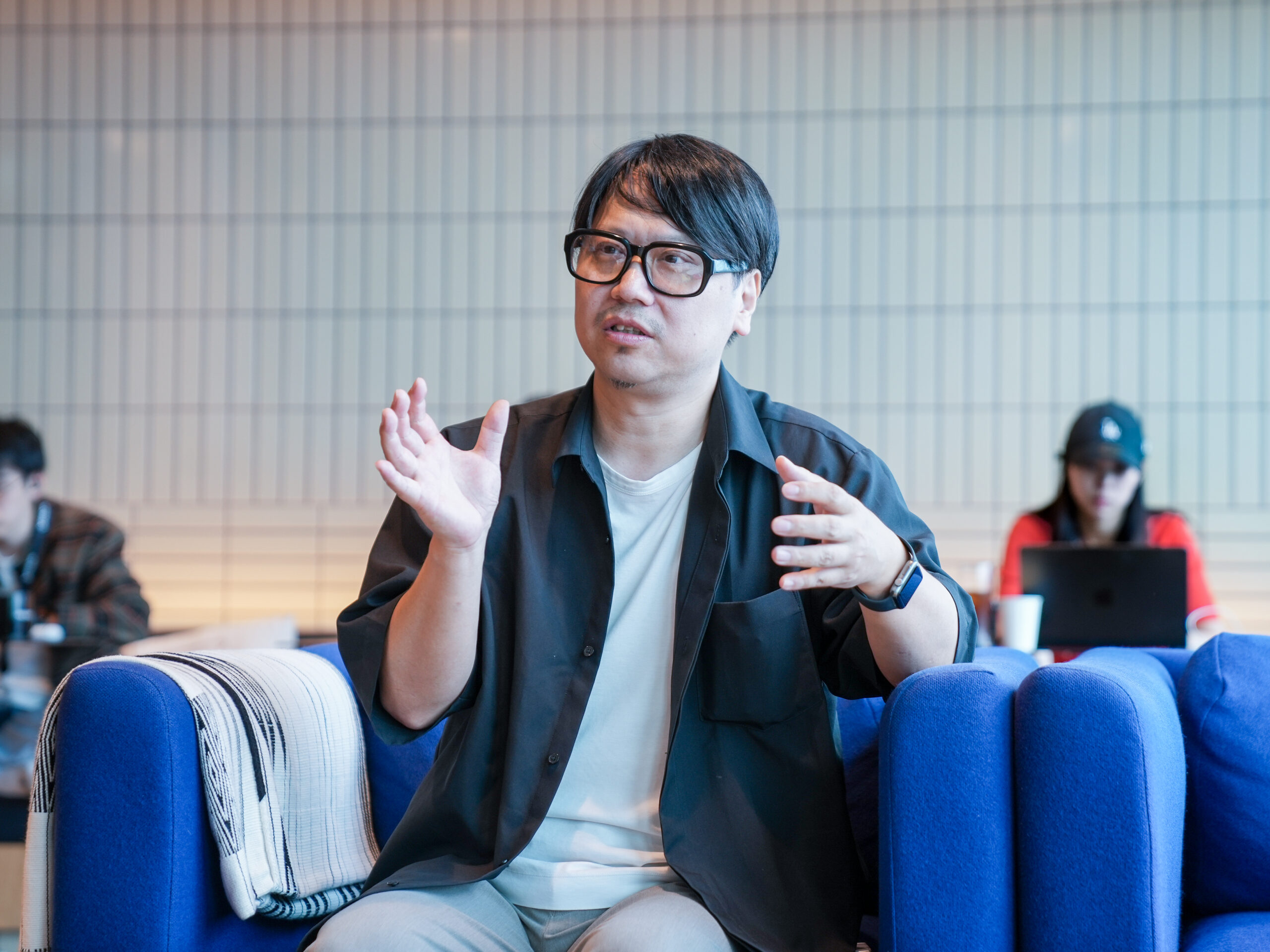 顧問8社・自治体派遣──“AIにこだわらないAIコンサル”の仕事術