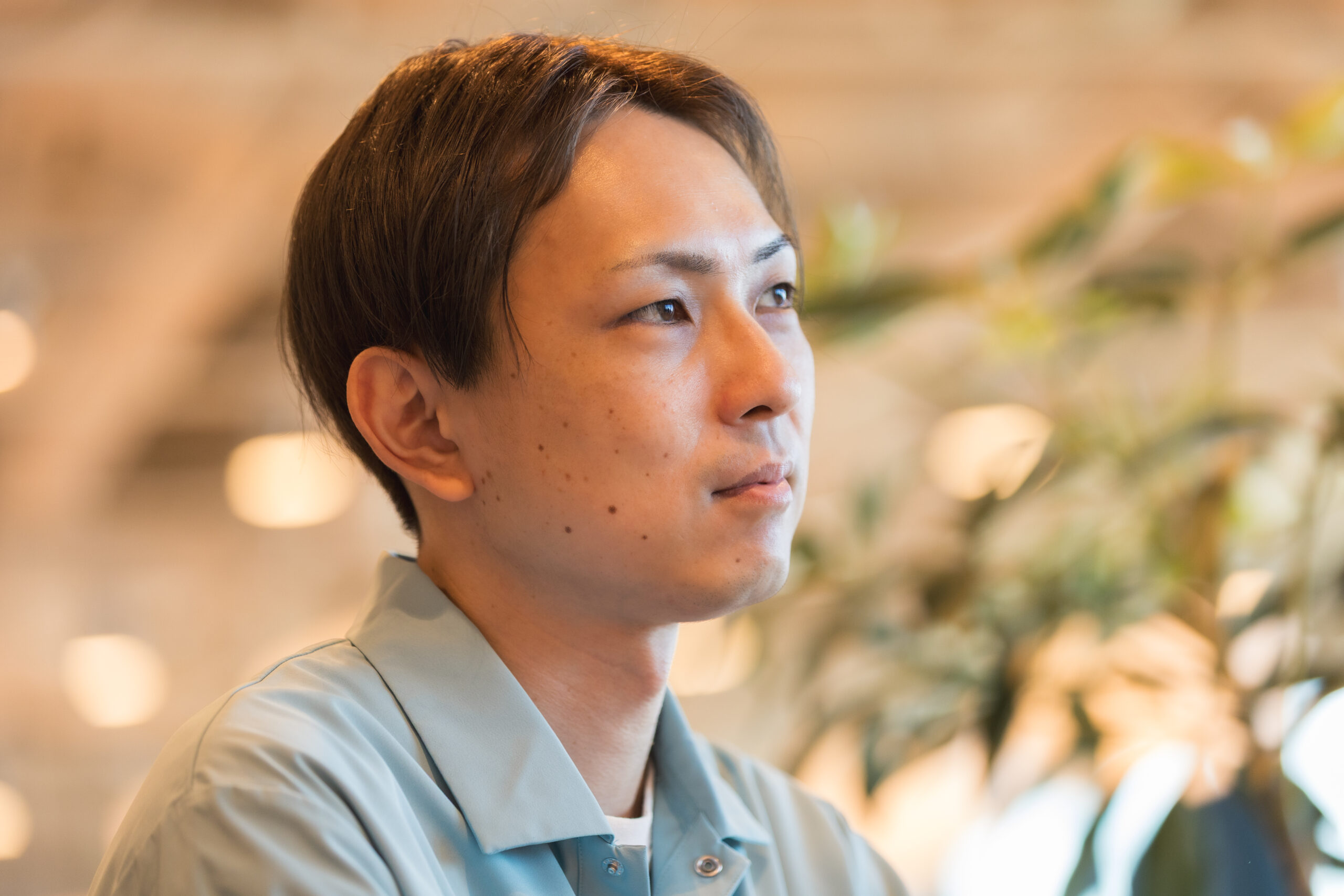 工場のクレーンからキーボードへ――キャリア転換の決断